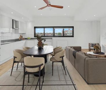3 bedroom flat to rent - Photo 2