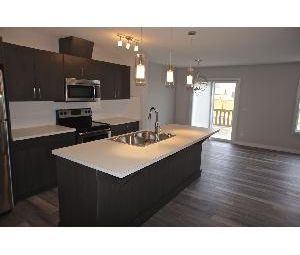 3 Bed 2.5 Bath Duplex For Rent Fort Saskatchewan - Photo 1