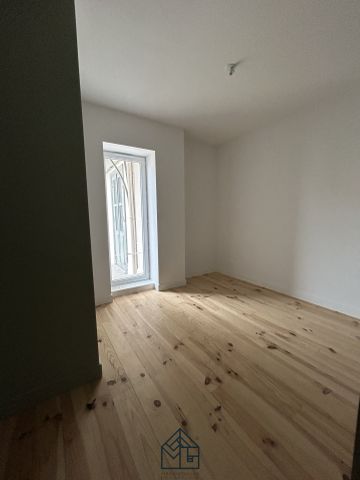 Location Appartement 4 pièces 90m² ROANNE 42300 - Photo 4