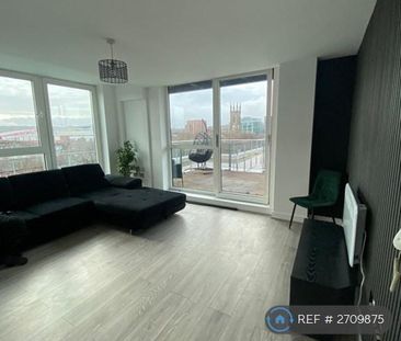 2 bedroom penthouse to rent - Photo 2
