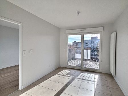 Appartement Clermont-ferrand 2 pièces 32.76 m2 - Photo 2