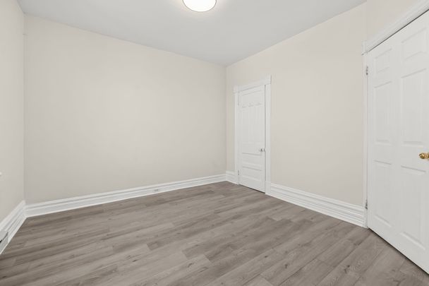 For Lease - 824 Somerset Street Unit# B, West Centre Town, Ontario - Photo 1