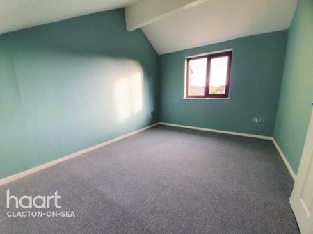 2 bedroom semi-detached house to rent - Photo 3