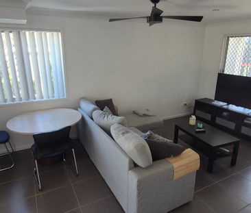 Deception Bay - Photo 2