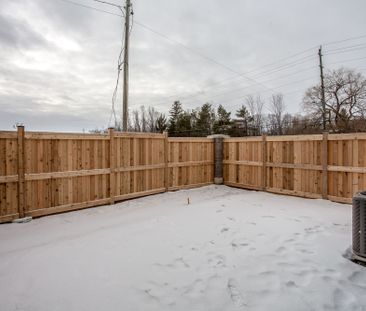 For Lease - 1497 PURCHASE Place, Innisfil, Ontario - Photo 2