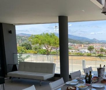 3 bedroom luxury Flat for rent in Estepona, Andalusia - Photo 2