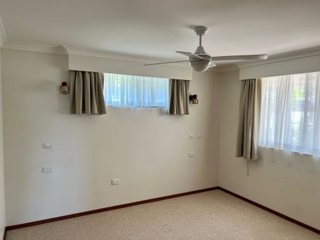 35 Manning Avenue, Coffs Harbour - Photo 3