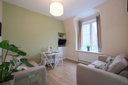 Hollybank Place, Aberdeen, AB11 6XS - Photo 2