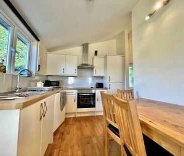 Hensting Lane, Owslebury, Winchester - Photo 3