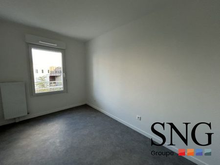 T3 AVEC BALCON ET PARKING - Photo 2