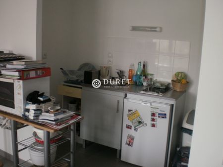 Location Appartement 2 pièces 43m² LA ROCHE SUR YON 85000 - Photo 4