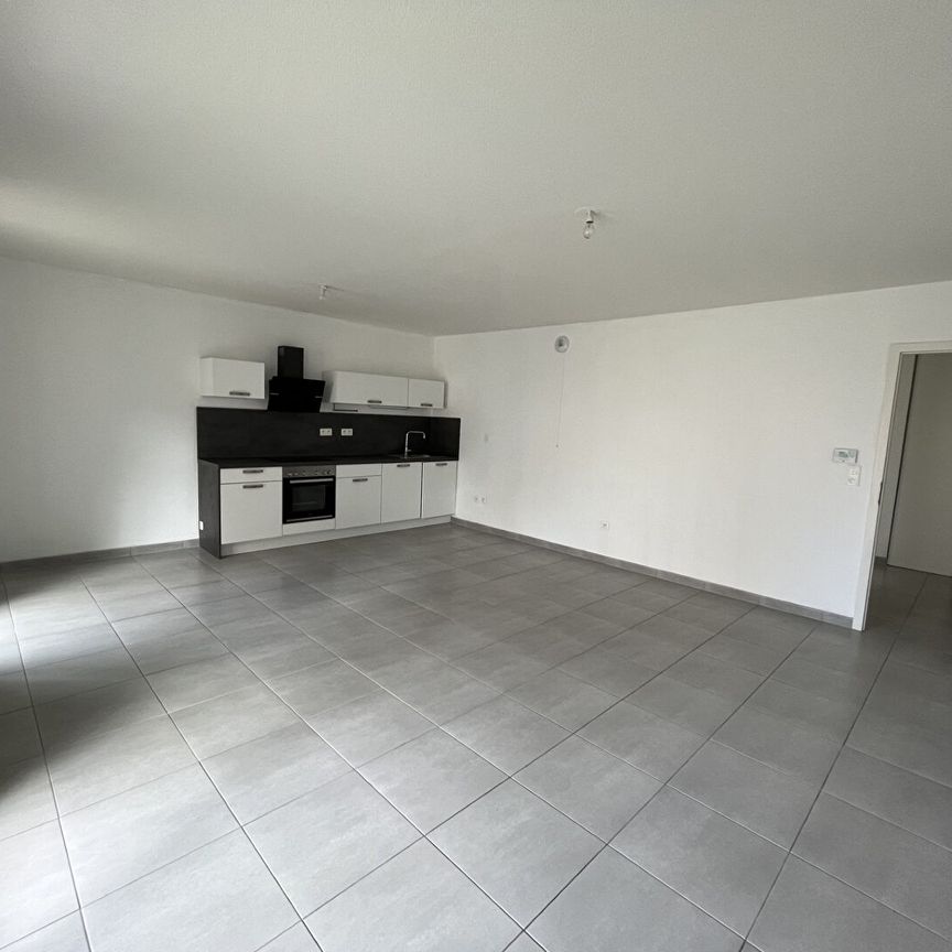 Location Appartement 3 pièces 73m² - Photo 1
