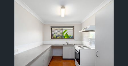 Convenient Living in Everton Park – 2 Bedroom Townhouse - Photo 2