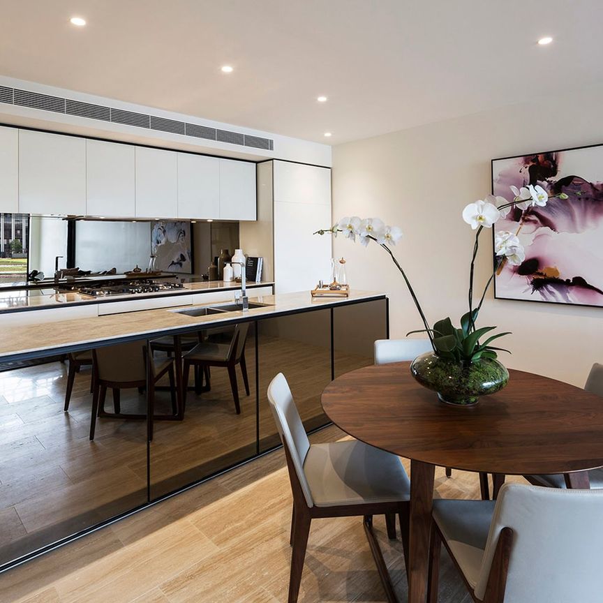 Beautiful 3-Bedroom Apartment with Water Views - Photo 1