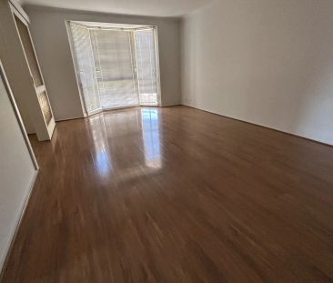 “Comfort, Space & Location” - Photo 2
