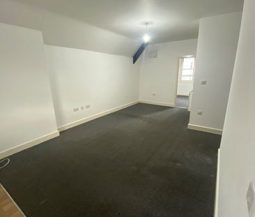 1 Bed Flat, Westleigh Road, LE3 - Photo 3