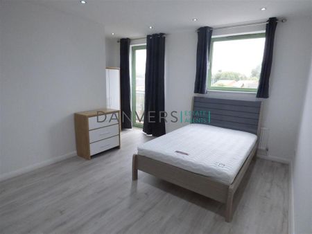 3 bedroom house share to rent - Photo 3