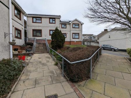 1 Bed first floor flat. Over 55’s scheme. Adapted walk in shower. Ivy Bush Court **Apply Online** - Photo 2