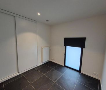 Woning halfopen bebouwing met 3 slpks, garage en kelder - Foto 4