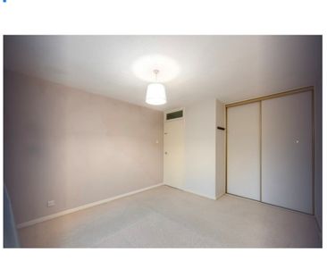 1 Bed Flat, Wren Court, CR0 - Photo 3