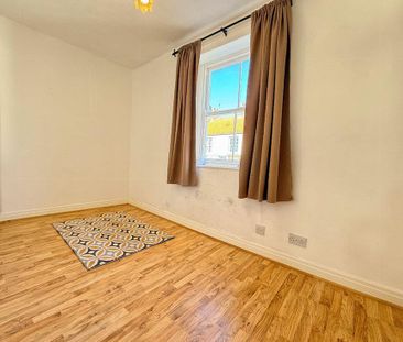 2 bedroom house to rent - Photo 1