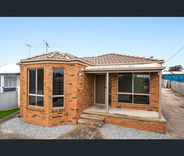 1/14 Synnott St, Hamlyn Heights, Vic 3215 - Photo 2
