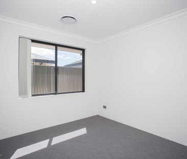 Modern 4-Bedroom House for Rent in the Dayton Suburb - Photo 6