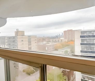 21 Maynard Ave — Bachelor - Photo 5