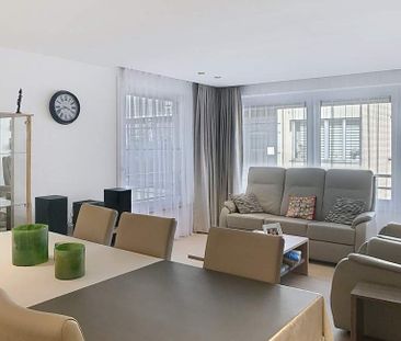 Appartement te huur in Roeselare voor € 725 met 2 slaapkamers - Photo 2