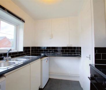Mildenhall Crescent, Bestwood, NG5 5RP - Photo 3
