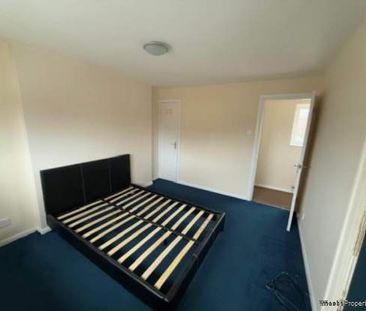 2 bedroom property to rent in Romford - Photo 1