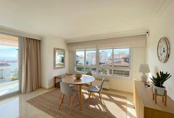 Comodo apartamento amueblado con vistas al mar, 4 dormitorios, terraza, parking, zona Son Armadans, Palma.