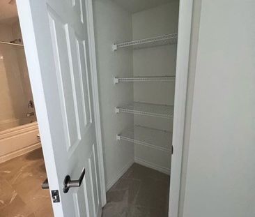 For Lease - 3327 Thunderbird Promenade, Pickering, Ontario - Photo 3