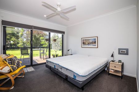 Stunning 3-Bed, 3-Bath Furnished Home for Rent – Peaceful, Sought-After Location with Beautiful Gardens - Photo 5