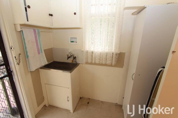 Cosy Home on Ross Hill - Photo 1