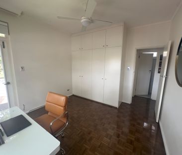 Bondi Beach - Photo 4