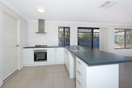 2/1 Yanget, Mandurah, WA 6210 - Photo 3