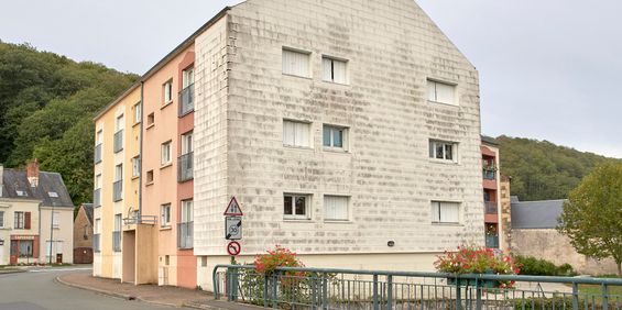 Appartement LA CHARTRE SUR LE LOIR T3 - Photo 3