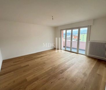 For rent in Monthey a renovated 3.5 room apartment - Photo 2