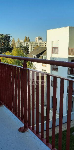 Location appartement 3 pièces 67.6 m² à Laval (53000) - Photo 1