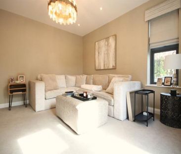 5 Bedroom Semi Detached To Let - Photo 4