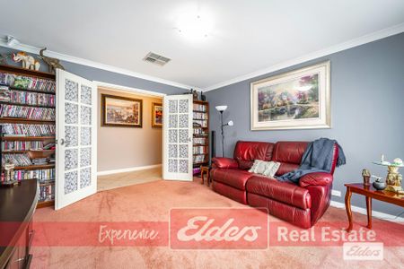 The heart of Waikiki! - Photo 4