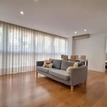Apartamento en alquiler en Plaza Santa Isabel - Photo 1