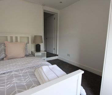 Corporation Road, Gillingham, ME7 1RH - Photo 2