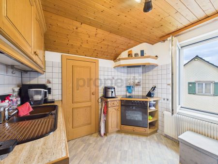 Charmante 2.5 - Zimmer Wohnung mit Infrarotsauna und Cheminée - Photo 2