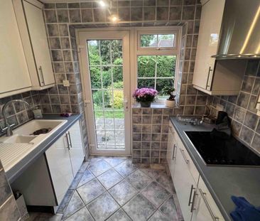 5 Bed Detached house to let in Enfield - Photo 6