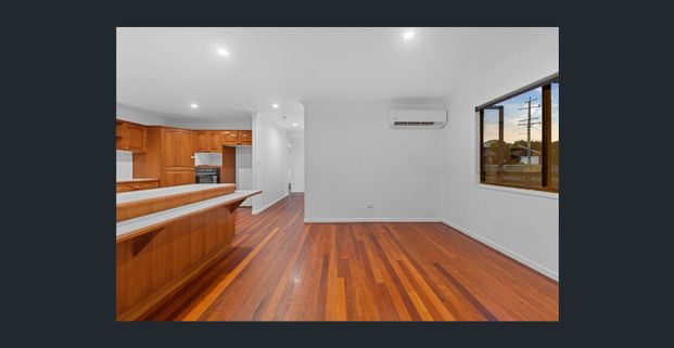 Huge Dual Family Home Bracken Ridge Hights - Photo 1