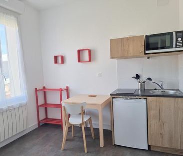 Location Appartement 1 pièce 11m² TOURS 37000 - Photo 2