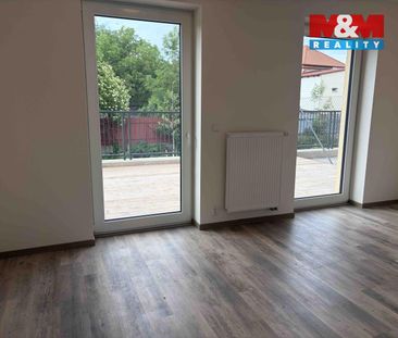 Pronájem bytu 1+kk a garsoniéry 28 m², Langova 1622, Český Brod - Photo 2