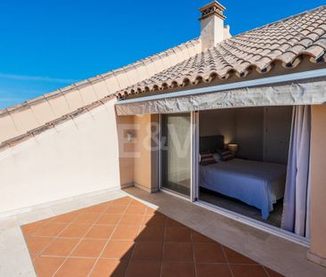 Exclusive 3-bedroom Penthouse-Duplex for Long-Term Rental in Altami... - Photo 2